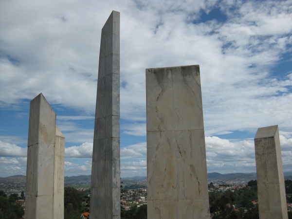Antananarivo Mausoleum 001.jpg