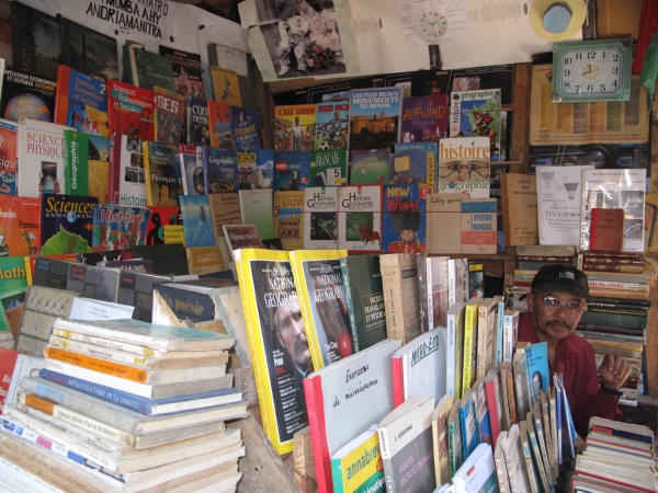Antananarivo second hand book market 001.jpg